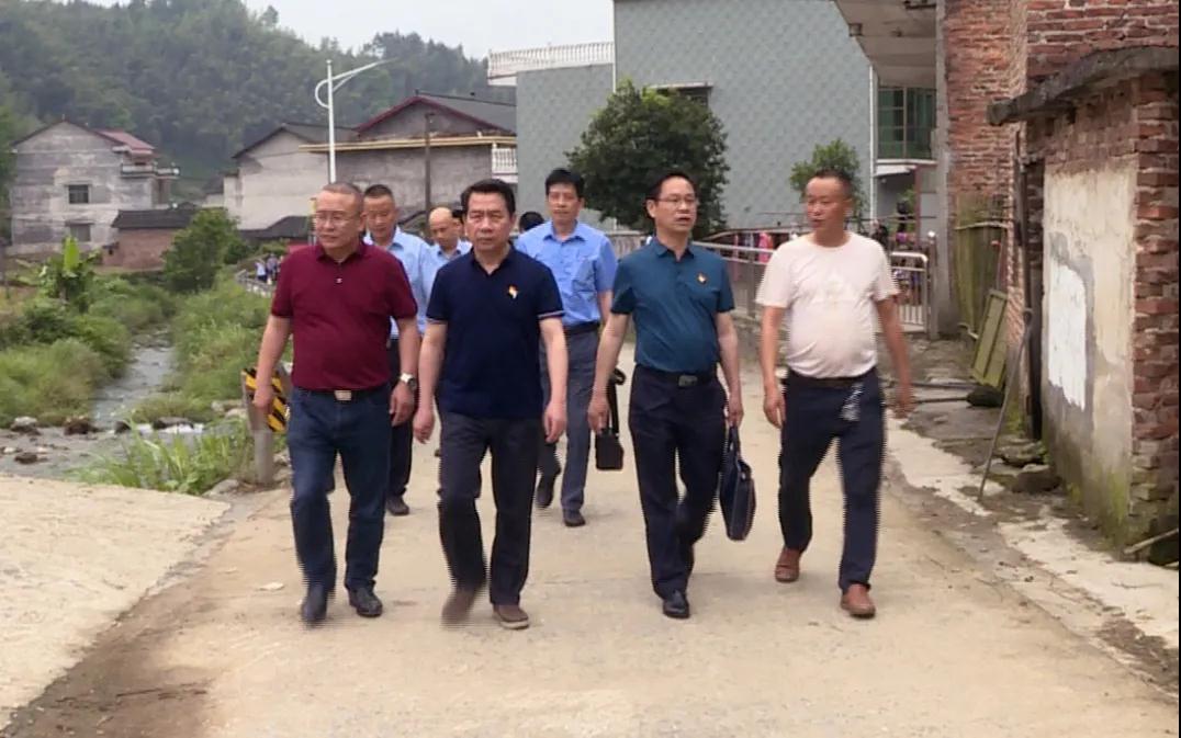 心手相連 開(kāi)啟鄉村振興工作新征程1.jpg